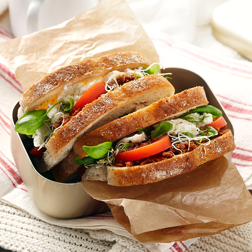 Mozzarella-tomaattipesto Sandwich