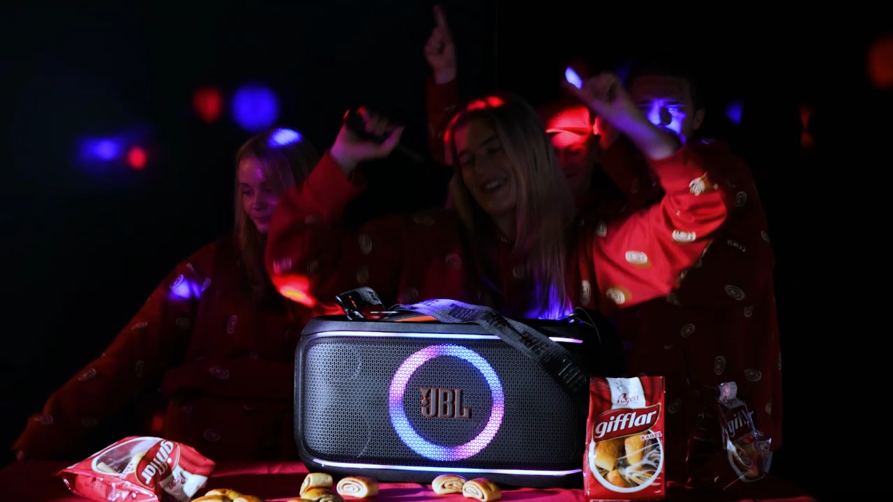 Voita JBL partybox & merchiä!