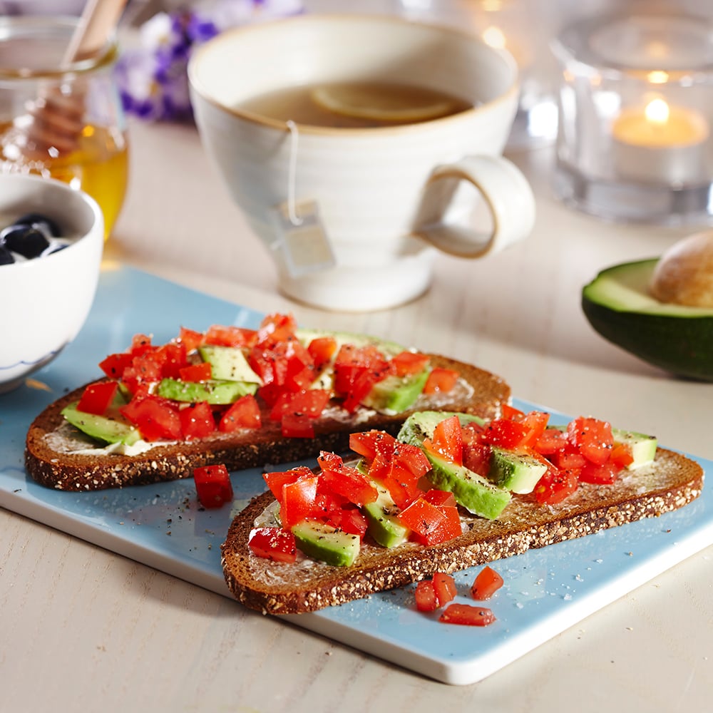 Kuva tuotteesta Aamiainen - AvokadoLimpukka ja mustikkarahka